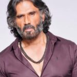 Suniel Shetty Instagram - The trick to ageing gracefully is to enjoy it !! @navin.p.shetty @justmenindia @munnasphotography @aalimhakim #age #ageinggracefully #ageisnoexcuse #ageinplace #ageing #greythenewneutral #greyhair #silverhair #ageisjustanumber