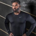 Suniel Shetty Instagram – Its not about being the best but being better than what I was yesterday! #thinkaboutit @missionfitindiaofficial #fitness #healthfirst #fitnessmotivation #healthyliving #fitnessinspiration #yog #ayurveda @feverfmofficial @myfmindia @saavn @fthecouch @reliancejio @officialjiocinema @jiomusicofficial