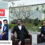 Suniel Shetty Instagram – At Chennai, with my amazing GM Family! @gmmodular #Repost @gmmodular with @get_repost
・・・
@GMModular gears up for the #press #conference with @suniel.shetty #GMAnna