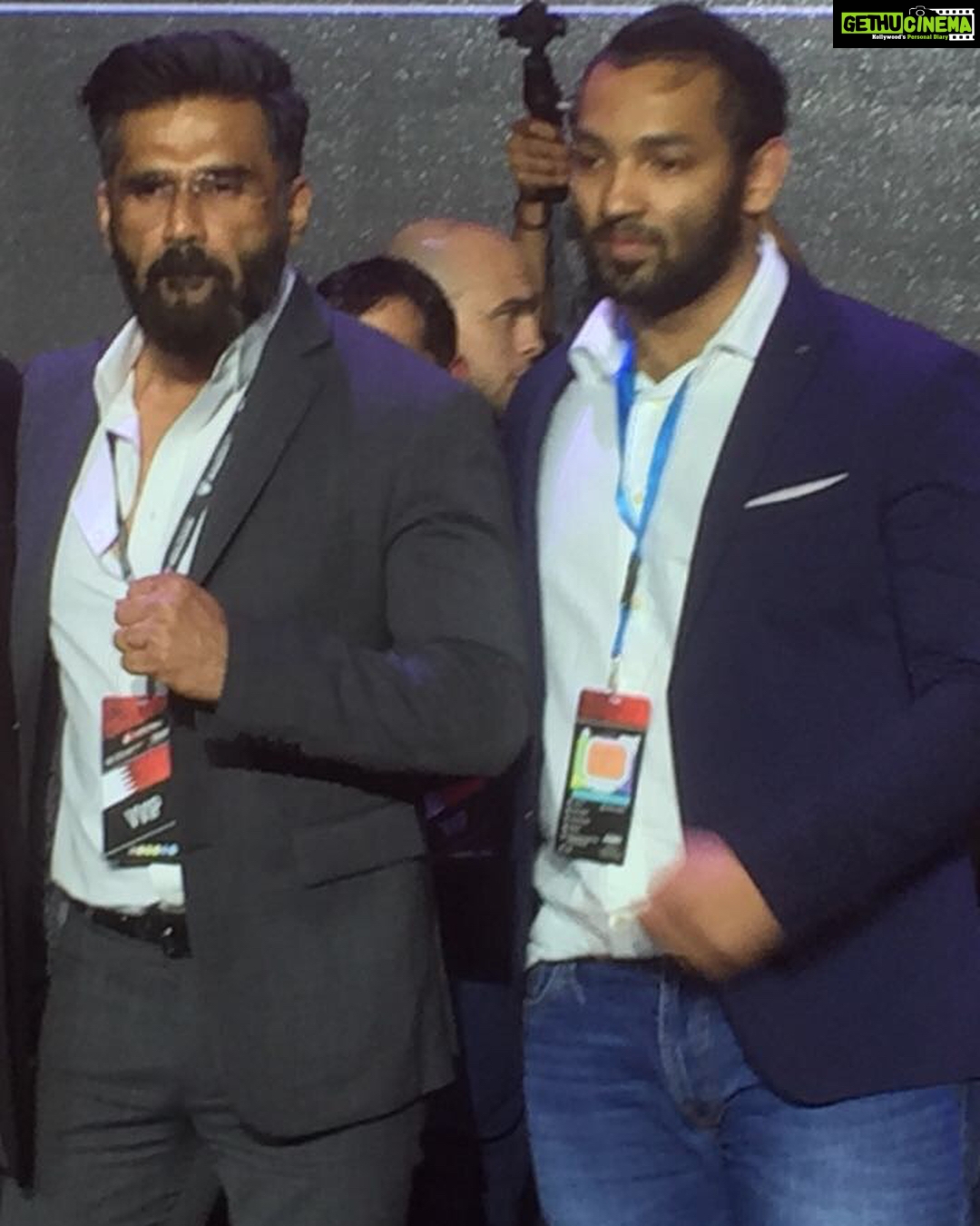 Suniel Shetty Instagram - An amazing eve to 'Brave 9' with Mohammad Shahid, CEO, BRAVE, @carlostheeloskremer & the three legends of MMA- Frankie Edgar, Cyrus Fees & Wanderlust Silva #AboutLastNight @bravemmaf