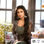 Suniel Shetty Instagram - We are only getting better together @tataskyofficial Very excited with the launch of another amazing service with Tata Sky Beauty #119 @fthecouch Big congratulations to both the teams #Repost @tataskyofficial (@get_repost) ・・・ A woman is beautiful when she feels beautiful. #IAmBeautiful Now learn from celebrity experts and get exclusive beauty and fashion tips, makeup tutorials and know about the best home remedies for your skin and hair. All this and more from the convenience of your home, only at Tata Sky Beauty #119. To subscribe, give a missed call on 92316 92316 from your registered mobile number. Know more http://bit.ly/TSBeauty_ @fthecouch @imouniroy