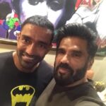 Suniel Shetty Instagram – Delighted to meet Robin! Among the finest cricketers #TeamIndia has had and should still have… definitely amongst my fav!