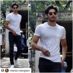 Suniel Shetty Instagram – That’s such a cool pic Manav.
#Repost @manav.manglani (@get_repost)
・・・
Ahan Shetty snapped post a meeting in Bandra #blackandwhite #lookoftheday #ahanshetty #thursday #awesome #friends