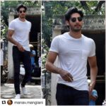 Suniel Shetty Instagram - That's such a cool pic Manav. #Repost @manav.manglani (@get_repost) ・・・ Ahan Shetty snapped post a meeting in Bandra #blackandwhite #lookoftheday #ahanshetty #thursday #awesome #friends