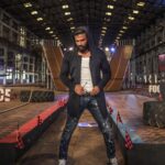 Suniel Shetty Instagram – The good thing about #fitness is, it suits everyone alike! #swasthbharat #indiasaslichampion @andtvofficial @skmfotography @navin.p.shetty @specsnshades