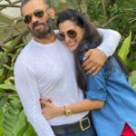 Suniel Shetty Instagram - Forever my always !! 🖤 #happyvalentinesday #loveyou #partner #soulmate