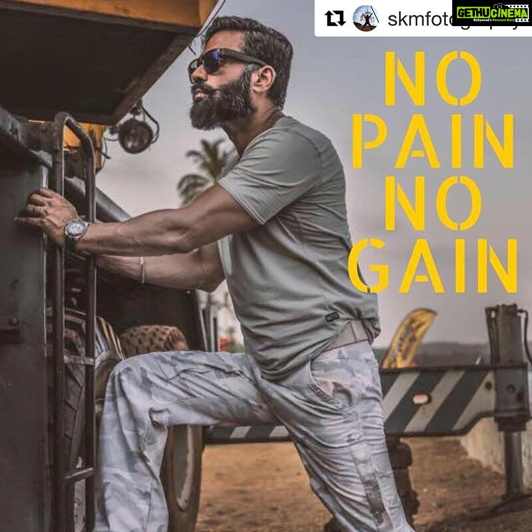 Suniel Shetty Instagram - #Repost @skmfotography (@get_repost) ・・・ So true @suniel.shetty Check out more at www.skmfotography.com . #skm #shoot #fashion #style #commercial #instagram #indiasaslichampion #haidum #photography #picture #photoshoot #portfolio #fashionphotography