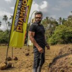 Suniel Shetty Instagram – Some serious adventure up our sleeves today on #IndiasAsliChampion @andtvofficial #swasthbharat @skmfotography @navin.p.shetty @specsnshades