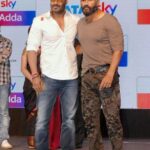Suniel Shetty Instagram – Can’t thank @ajaydevgn enough to have made it in between his crazy shoot schedule for the launch of @TataSkyofficial #ActingAdda powered by @fthecouch

Ghar baithe @FTheCouch pe acting opportunities ke baad ab #AbActingKiBaari! Learn Har Pehlu of acting from THE best in the industry,  from the comforts of your home on channel #111