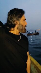 Suniel Shetty Instagram - Currently on repeat mode on my playlist.. Tere Siva Jag Mein Cafe Edit 🎼 #SajidNadiadwala's #Tadap