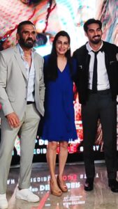 Suniel Shetty Instagram - A glimpse of the night that was.. grateful to everyone who came.. thank you for all the love ❤️