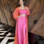 Sunny Leone Instagram - Hyderabad promotions for Ginna! Outfit by @ease_kv @viralmantra Earrings by @mozaati Styled by @hitendrakapopara Fashion team @tanyakalraaa @sarinabudathoki HMU @jeetihairtstylist @kin_vanity