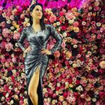 Sunny Leone Instagram - Naach Baby launch party look. Outfit by @mashbymalvikashroff Styled by @hitendrakapopara Fashion Team @tanyakalraaa @sarinabudathoki Hmu @jeetihairtstylist @kin_vanity