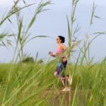 Sunny Leone Instagram - Recreating something iconic! 🏃‍♀🌻 . . #SunnyLeone