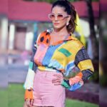 Sunny Leone Instagram - This season of @MTVSplitsvilla X4 is going to be 🔥 . . Outfit by @theboozybutton Accessories by @bellofox Sunglasses by @bellofox Shoes by @forever21_in Styled by @hitendrakapopara Fashion team : @tanyakalraaa @sarinabudathoki Hmu @jeetihairtstylist @kin_vanity Photography by @kin_vanity . . @mtvindia #MTVSplitsvillaX4 #MTVSplitsvilla #Splitsvilla Goa, India