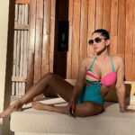 Sunny Leone Instagram - Love this suit! Outfit @mezzalunafashions Styled by @hitendrakapopara Fashion team @tanyakalraaa @sarinabudathoki @planmyleisure @FuraveriResort #furaveri #Furaverimaldives #ManyMemories