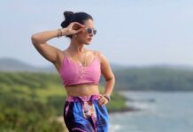 Sunny Leone Instagram - Pretty in Pink 💞 . . . Outfit by @themissyco Accessories by @forever21_in Sunglasses by @thehalfdone Styled by @hitendrakapopara Fashion Team @tanyakalraaa @sarinabudathoki HMU @jeetihairtstylist @kin_vanity Photography by @deepaksfilmography