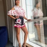 Sunny Leone Instagram - Next stop DUBAI!! Outfit by @missglam_closet Styled by @hitendrakapopara Fashion team @tanyakalraaa @sarinabudathoki Make up by @starstruckbysl