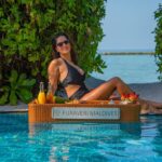 Sunny Leone Instagram - Breakfast anyone??!! @planmyleisure @FuraveriResort #furaveri #Furaverimaldives #ManyMemories Outfit @mezzalunafashions Styled by @hitendrakapopara Fashion team @tanyakalraaa @sarinabudathoki