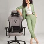 Taapsee Pannu Instagram - Ergonomics is a word we all understand now. But not many of us have included it in our lives. Green Soul makes this much easier with its range of ergonomic chairs, which are super comfortable and great looking! If you sit for long, don’t get it wrong! The best part? The chairs are currently at the lowest prices ever on Amazon and the Green Soul website. Go grab one now! Your back will thank you! #greensoulchairs #greensoul #greensoulergonomics #ergonomicchair #gamingchairs #officechairs #chairs #comfort #gamers
