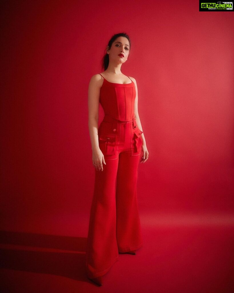 Tamannaah Instagram - 🚨🚨🚨 Top: @intrinsic.in Pants: @shivanandnarresh Jewellery: @blingsutra @shopanatina Styled by: @shaleenanathani assisted by @vasudhaguptaa Hair and Makeup: @florianhurel assisted by @bhaktilakhani Photography: @kadamajay