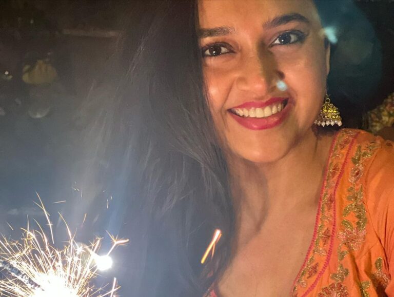 Tejasswi Prakash Instagram - Let there be victory over hate… hope your Diwali was as bright ❤️