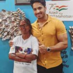 Thakur Anoop Singh Instagram – I visited a special cafe named @sheroes_hangout . I Call it special because it’s run by a group of strong women that have been Acid Attack Victims!! In my eyes true heroes to continue with life and still work hard for their family! 

Sitting down hearing their stories shook my soul from within! One girl who was just 15 was attacked by acid simply because she said no to a boy for a relationship! One woman’s husband put acid on her face while asleep and lot of the acid also fell on her 3 year old child distorting her face and making the child permanently blind! You can see she’s now grown up into an inspiration singing on the video call. Her name is Geeta. International film directors have Made a film on her named Geetha! What’s disturbing to know was that these women were only given an compensation of 3 lakh rupees from authorities while their husbands have been roaming free or on bail! 

I urge and request the citizens and residents of Agra to kindly visit the cafe and show support and love by ordering your meals and hanging out at Sheroes hangout cafe, Agra! Let’s help them see Light again! ❤️ Sheroes Hangout