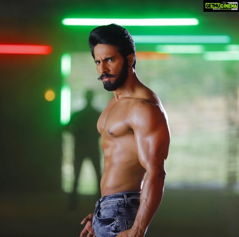 Thakur Anoop Singh Instagram - There’s nothing more Badass than being who you truly are!! 🦁