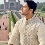Thakur Anoop Singh Instagram – Few more stills from Taj before we move on !!