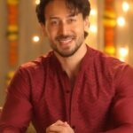 Tiger Shroff Instagram - Here’s a whole lot of love, light and a little something special for you this Diwali, Celebrate with Citi Mastercard and Get up to 20% savings* across leading brands with @citiindia @mastercardindia #LiveItUp #StartSomethingPriceless #ad