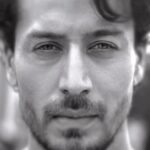Tiger Shroff Instagram - 🖤🤍