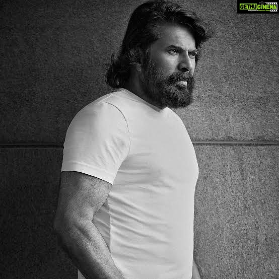 Tovino Thomas Instagram - Happy birthday megastar ❤️ @mammootty