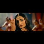 Tridha Choudhury Instagram – Aashiq the, par ab #Dhokebaaz ban gaye – Song Out Now on the @vyrloriginals YouTube channel. Watch it now & give it all your love! ⭐️

@jaani777 @itsafsanakhan @vivekoberoi @b2getherpros 

#newmusicalert #newmusicvideo