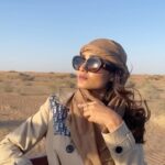 Tridha Choudhury Instagram - Desert safari 🌵 @visit.dubai @platinumheritage 🌵 Oh I wouldn’t mind being deserted amidst the beaches of soft sands 🌵 #arabian #arabiandesert #desertsafaridubai #desertrose #desertfun #dubaidesert #travelwithtridha #travelgram #traveldeeper