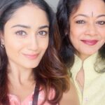 Tridha Choudhury Instagram - Giving you all some Happy colours 💛 @trishnachoudhury 💛 #holi #holifestival #holicelebration #holi2022 #momanddaughter #momsofinsta