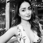 Tridha Choudhury Instagram – Been a while since I snapped a selfie ☕️

#selﬁe #selfiegram #blackandwhitechallenge #blackandwhiteportrait