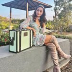Tridha Choudhury Instagram - Eyes on the Prize 🧳 Travel trunk @nappadori 🧳 #travelwithme #travelcommunity #travelwithtridha #travelindia