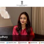 Tridha Choudhury Instagram - Brighten up the Festivities with CAB ( Covid Appropriate Behaviour ) 🪔 #diwali #diwalioutfit #diwalicelebration #diwali2021 #indianfestival