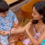 Tridha Choudhury Instagram - When Vihaan wanted to ‘Feed food‘ to me through my Tattoo 🧃 Wait for it … 🍿 @priyankavikaaskalantri @vikaaskalantri 🧃 #kidsstagram #kidsofinstgram #littlethings #ganpati2022