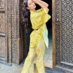 Tridha Choudhury Instagram - Boys will never understand the Struggle of Long hair and lip gloss on a Windy day 💛 - #justtridding 💛 Captured by @roopangi_vakharia 💛 #longhairstyles #longhairgoals #longhaircommunity #hairtransformation #hairlove #hairartist #stylewithtridha #fashionweek2021 #fashionweekly
