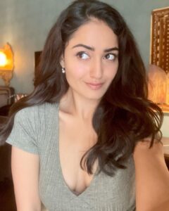Tridha Choudhury Instagram - ‘The face that I make when I smell Freshly brewed coffee & Almond croissants’ 🥐 - #justtridding 🥐

#breakfasttime #breakfastforchamps #breakfasting #coffeeandcroissants #coffeegram #foodgasmic #foodinsta