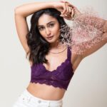 Tridha Choudhury Instagram - Another weak-end !!! 🌸 Everyone has a Weakness that they cannot overcome … mine is Eating Desserts!!! What’s yours?? 🌸 #dessertsofinstagram #dessertlover #dessertstagram #justtridding #fitnessbody #fitnessfirst