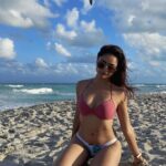 Tridha Choudhury Instagram – Easy Breezy Japaneasy ⭐️

#miamiflorida #miamilife #southbeachmiami #southbeachdiet #fitnessbody #fitnessgram #justtridding South Beach, Miami