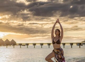 Tridha Choudhury Instagram - Travel far enough to Find yourself 💛 #travelwithtridha #solotravel #travelandleisure #travelandexplore #travelmore #maldives #maldives_ig #yogaeveryday #yogagram #fitnesschallenge #fitnesslove #justtridding