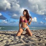 Tridha Choudhury Instagram - What else would you wear on a Beach 💙 #miami #miamibeachparties #springbreak #springbreak2021 #miamibeachlife #beachday #beachwear #miamiheat South Beach, Miami, Florida