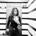 Tridha Choudhury Instagram – Just going Grocery Shopping 🖤

P.S- Don’t forget your mask 🖤

#groceryshopping #shoppingday #shopnow #maskon