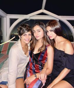 Tridha Choudhury Instagram - About last night ⭐️ 

@mandirabedi @imouniroy ⭐️

#soho #sohohouse #birthdaywishes #birthdaygirl #birthdaycelebration #birthday2020