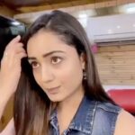 Tridha Choudhury Instagram – Absolutely love this Gaana🤍
What about you ? 🤍
#kkkg #karanjohar #bollywoodsongs #bollywood