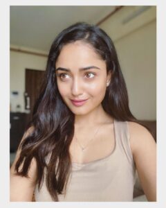 Tridha Choudhury Instagram - ‘Tested Positive for Co...nstantly Thinking about You😆’ #mondaymood #mondaymorning #mondaythoughts #morningroutine #morningcoffee #gharbaithoindia #lockdown2020 #lockdownlife #skincare #skincarecommunity
