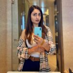 Tridha Choudhury Instagram - ‘Oversized?? Nah... Just Perfect’ !!! - #misstriouslyyours 🧤 #styleoftheday #styleoftheday #styleinfluencer #stylewithtridha #burberry #mirrormirroronthewall